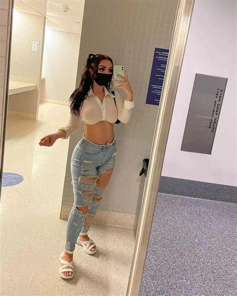 Shredded Jeans Nudes Randomsexiness NUDE PICS ORG