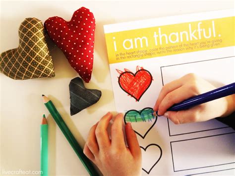 A Thankful Heart A Thanksgiving Activity For Kids