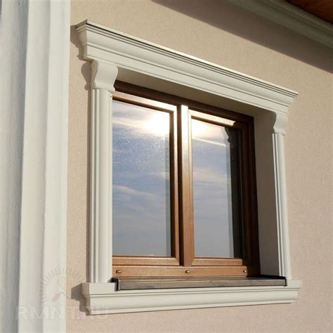 Фасадные молдинги: разновидности и примеры использования