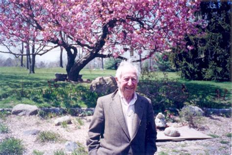 Александр Лоуэн - основатель биоэнергетического анализа