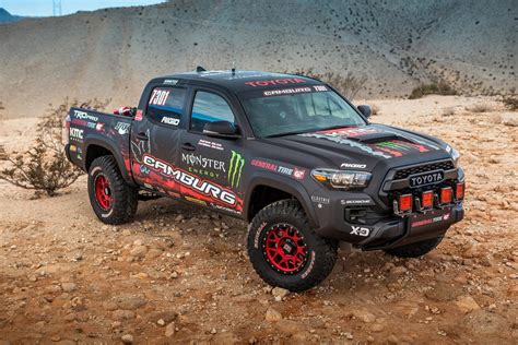 2017 Toyota Tacoma TRD Pro Image Photo 9 Of 15