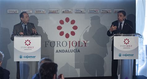 Las imágenes del Foro Joly con Luis Planas