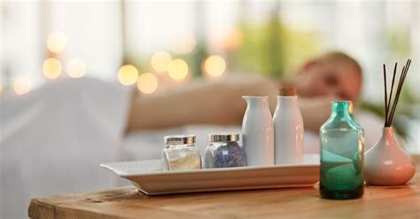 Maharashtra Cops Trap Thai Woman Running Sex Racket In Spa Sex Racket Busted Sex Racket In