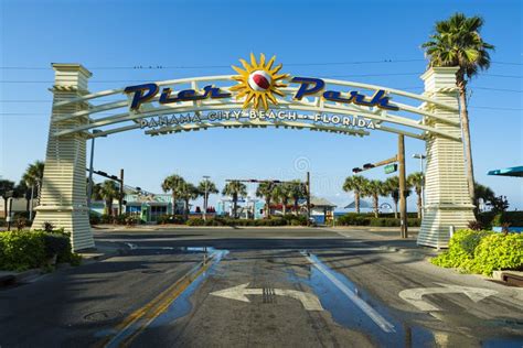 Panama City Pier Park Editorial Stock Photo Image Of Tourism