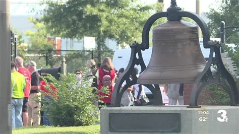 Red Cross Portsmouth Firefighters Install Smoke Alarms In 365 Homes