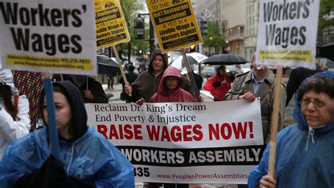 Senate fails to advance minimum-wage hike