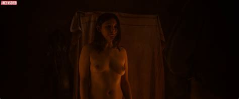 Hannah Murray Nude Pics Page 1
