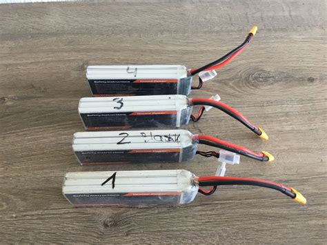 Youme Power Lipos 3S mit 6500 mAh 4 Stück Akkus | Kaufen auf Ricardo