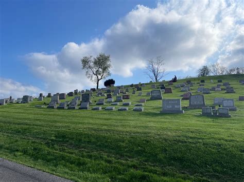 Burial Information and Visitor Guide for Sacred Heart Cemetery 11