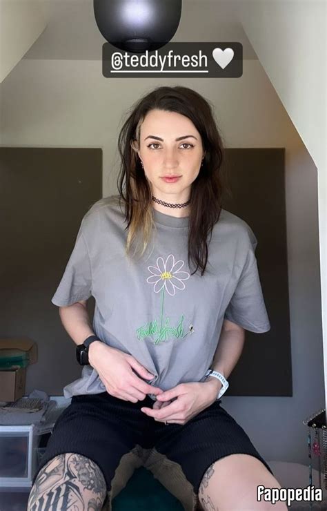 Gibi Asmr Nude OnlyFans Leaks Photo 2414755 Fapopedia