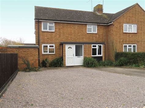 Bed Semi Detached House For Sale In Avon Road Pershore Wr