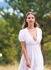 Yana Love Expose Her Big Natural Tits Raw Erotic Morazzia