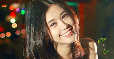 Hot girl Ngọc Thảo tường thuật cảnh đánh ghen giùm Tâm Tít