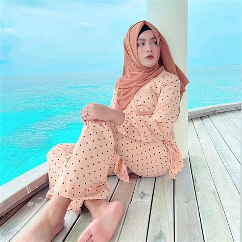 Muslim Fuckdoll With Tight Ass Scrolller