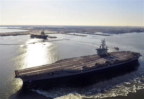 4k Aircraft Carrier Uss Eisenhower