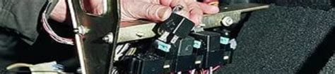 Реле печки ваз 2112 где находится: Где находится предохранитель в ВАЗ ...
