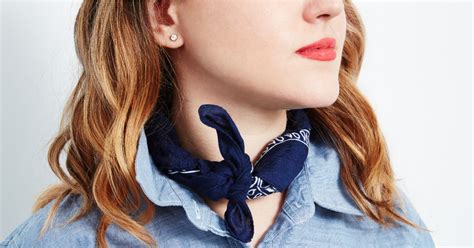 Ways To Wear A Bandana Popsugar Fashion