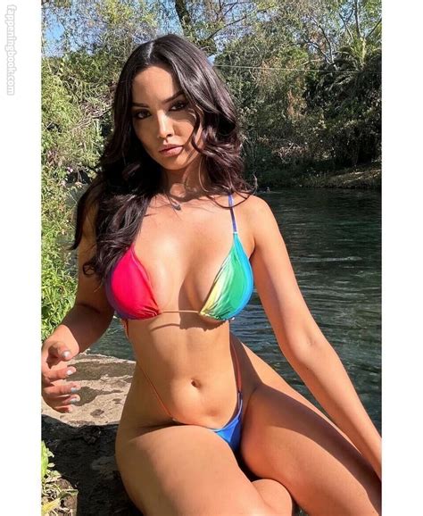 Martha Briano Nude OnlyFans Leaks Fappening FappeningBook