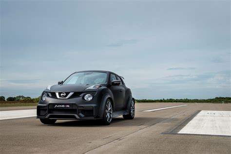 Hp Nissan Juke R Shows Up At Goodwood Threatens Supercars With