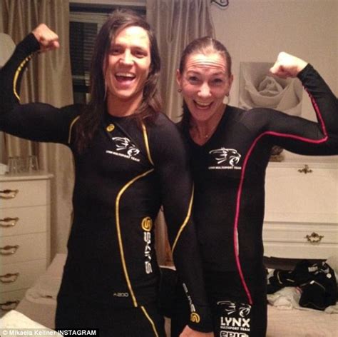 Bikini Clad Policewoman Takes Down And Arrests Unlucky Pickpocket Semi NSFW O T Lounge