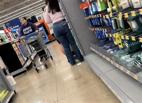 Beefy Phat Ass Latina Spandex Leggings Yoga Pants Forum