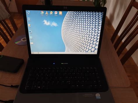 HP 530 LAPTOP