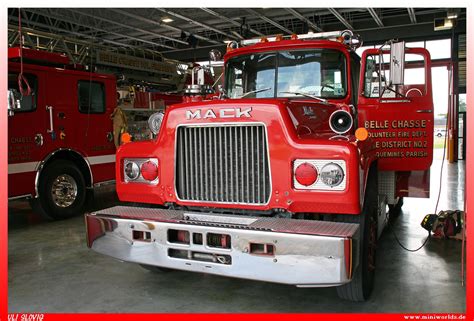 1985 Mack R Saulsbury Rescue Truck Belle Chasse Volunte Flickr