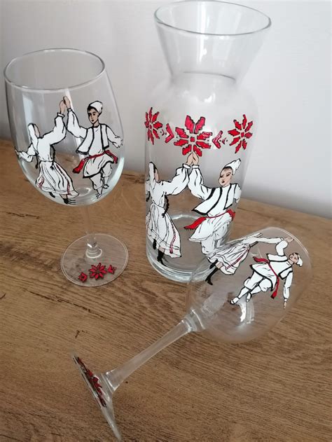 Ръчно рисувани чаши за вино +гарафа - Handmasters.bg