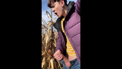 Risky Horny Boy Can T Wait Anymore JERKING BIG DICK OUTDOOR SEXY PUBLIC HANDSOME