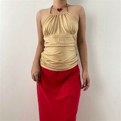 Gold Shimmer Nude Halter Top Women S Fashion Tops Others Tops On Carousell