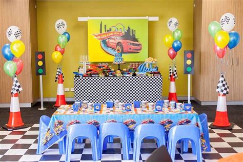 Festa Hot Wheels Infantil Ideias Dicas Fotos Lindas Hotwheels Birthday Party Hot
