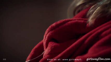 True Lesbian Show Me Your Room