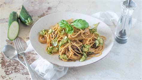 Spaghetti Alla Nerano La Ricetta Del Primo Della Tradizione Campana