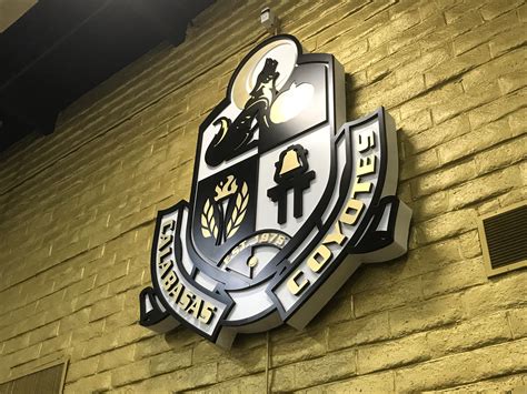 Calabasas-Highschool — signtopia