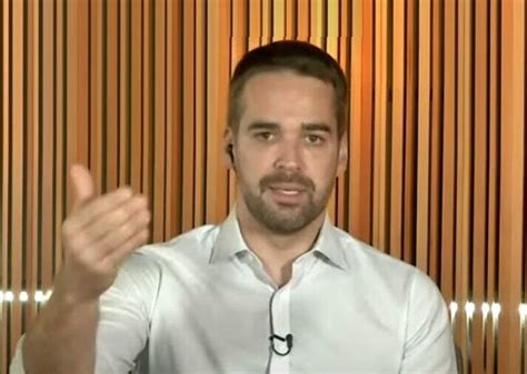 Chamado de gay de direita por ator da Globo governador gaúcho diz que orientação sexual não