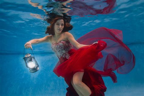 UNDERWATER - Alyssa Campbell Photography