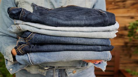 Best Sustainable Women S Jeans That Are Chic And Flattering