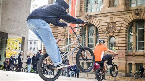20 Jahre BMX-Shop Kunstform: Das sind die coolsten BMX-Spots in ...