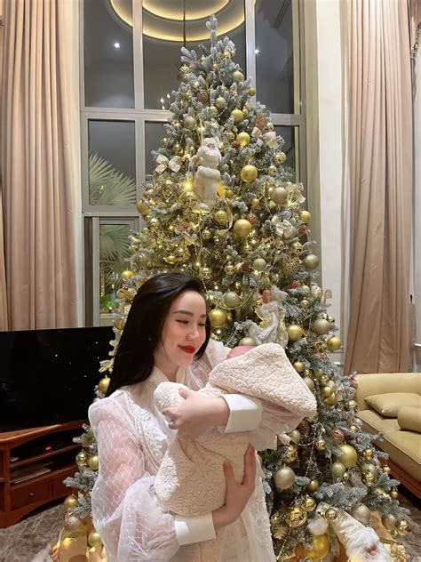 Sau Khi H Sinh Qu T B O Thy T Tin Di N Bikini Khoe Tr N Ng Cong Quy N R Khi N Kh N Gi