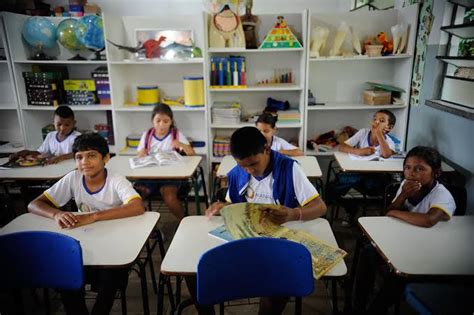 No ranking das 10 melhores escolas do Rio de Janeiro, todas são ...