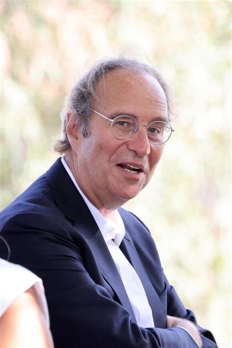 Xavier Niel un milliardaire en prison à cause de ses sex shops kilos de moins et bronzé à