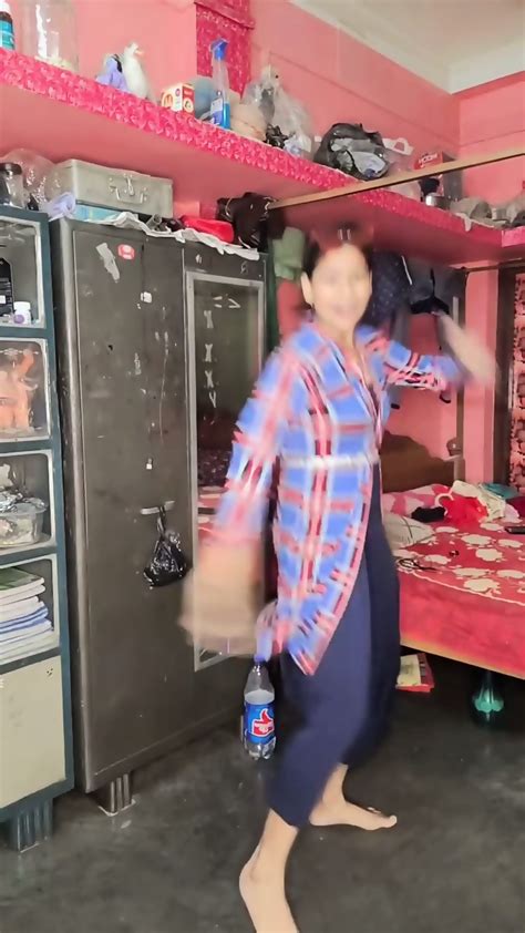 Instagram Hot Model Girl Dancing