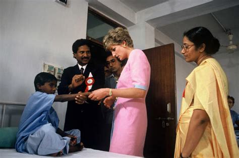 Princess Diana Visiting Mother Teresas Leprosy Editorial Stock Photo