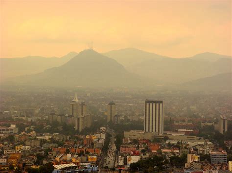 Smog and montains in Mexico city contaminación del aire y … | Flickr