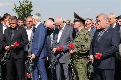 Город ангелов – Картина дня – Коммерсантъ