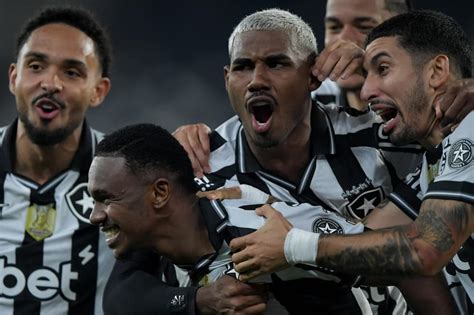 Classificações Dos Jogadores De Botafogo X Esporte Clube Bahia - Entenda cenários para Botafogo garantir vaga direta na Libertadores