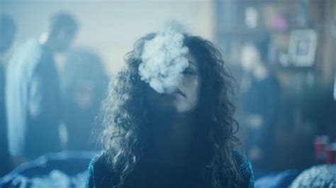 Euphoria ›› Эйфория HBO | Poster di film, Estetica blu, Cinematografia