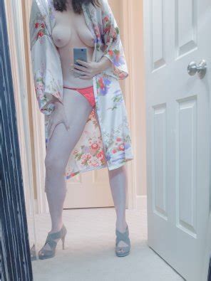 Under My Robe F39 Porn Pic