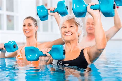 Benefícios Da Hidroginástica Para O Corpo - Conheça 12 benefícios da hidroginástica para saúde