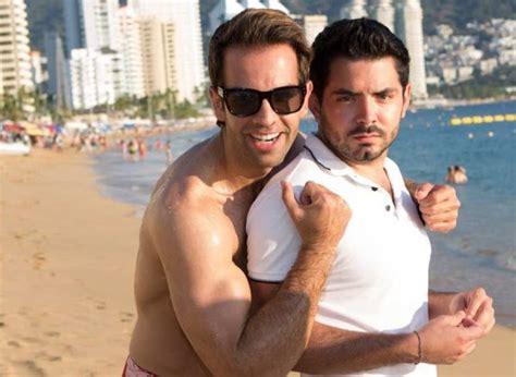 Sbt Barra Casal Gay Em Novela E Gera Pol Mica Na Internet